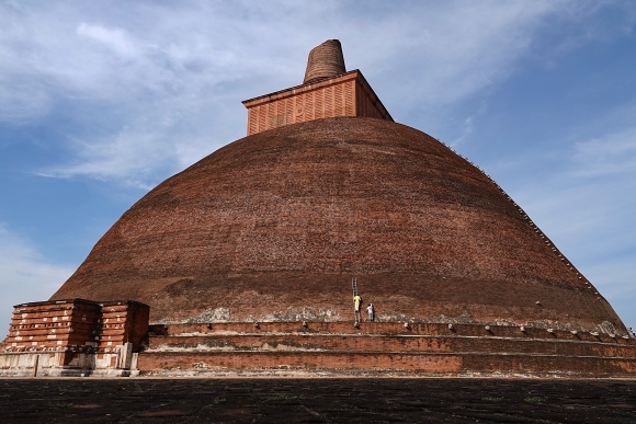 Dagoba, Anuradhapura