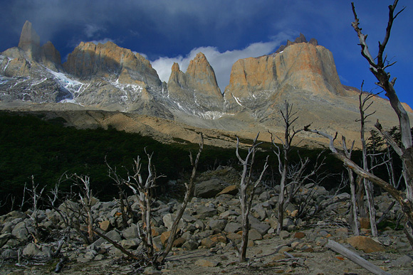 Cuernos del Paine pod Campemento Britanico