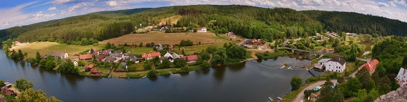 Dobronice, pohled z hradu