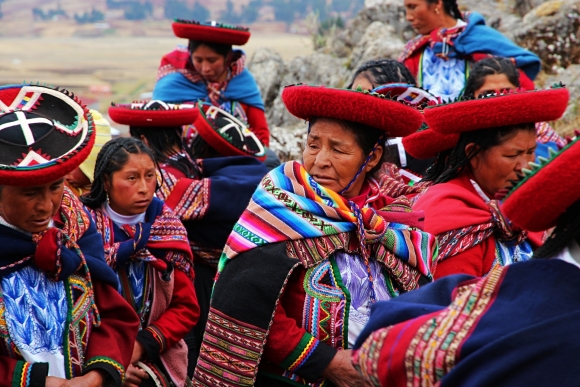 Chinchero, nedln bohosluba