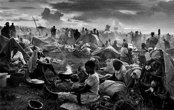 Uprchlick tbor Benako, Tanznie. Sebastiao Salgado, Africa, Tauschen