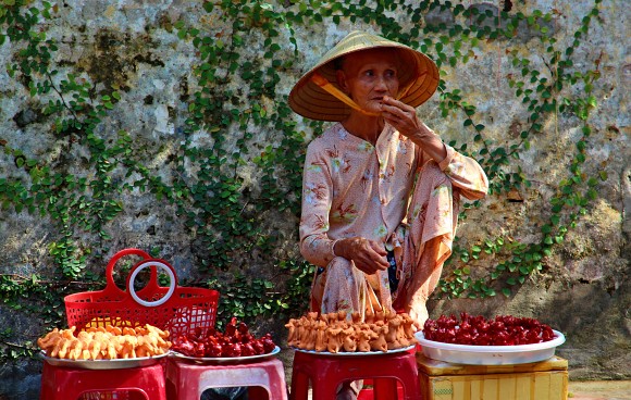 Prodej keramickch p횝alek, Hoi An