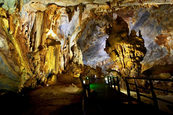 Paradise cave