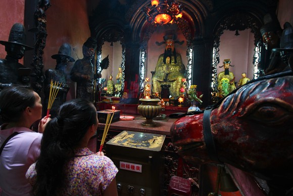 Emperor pagoda, Ho Chi Minh City