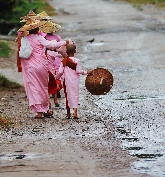 Mniky v Hsipaw