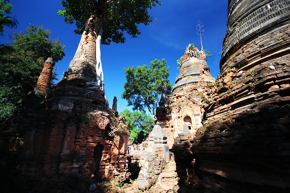 Ruiny u Inle