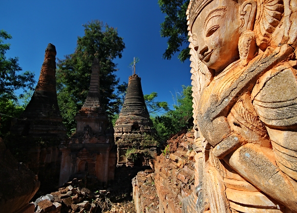 Ruiny u Inle
