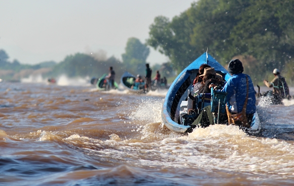 Preteky clnov na Inle