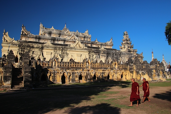 Me Nu Oak Kyaung