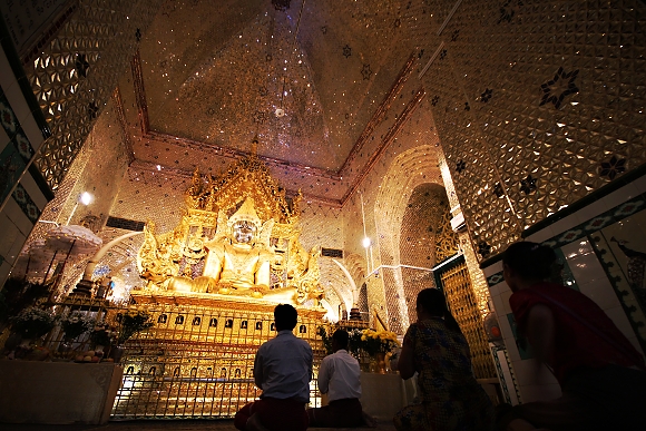 Mahamuni Paya, Mawlamyine.